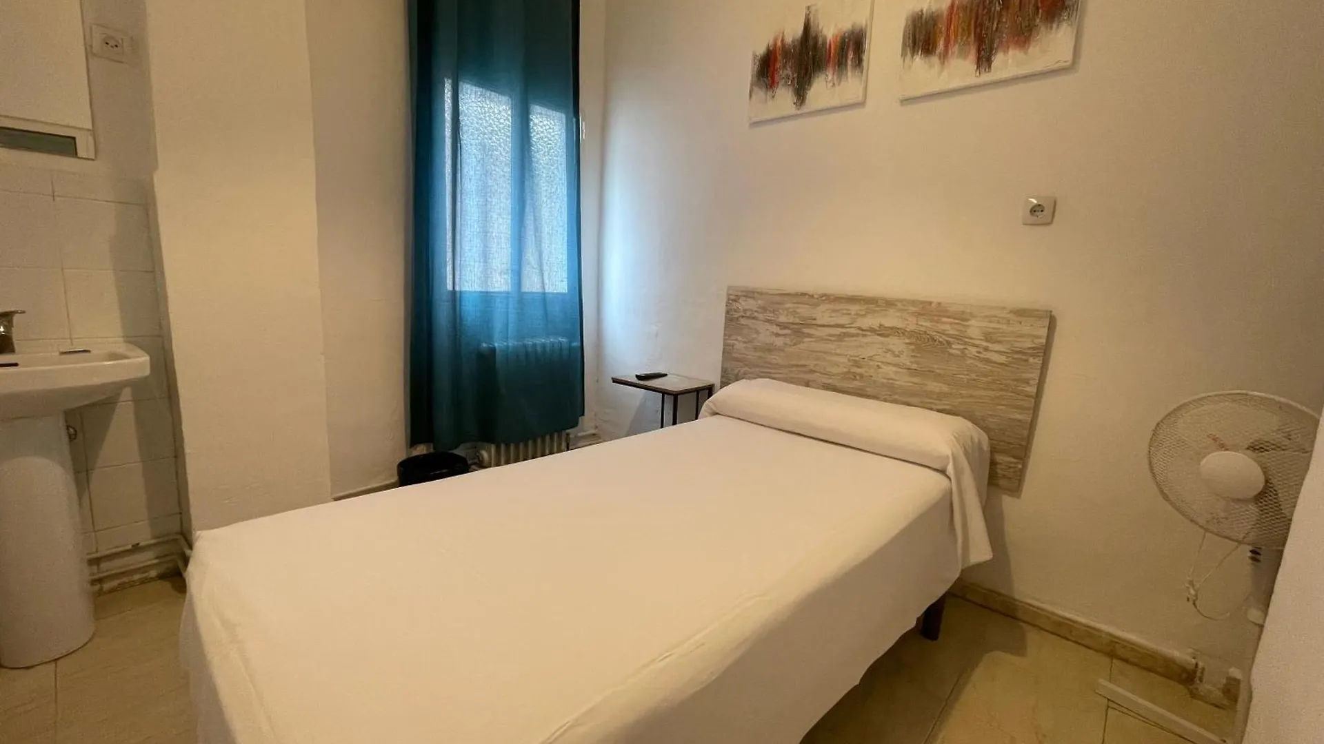 Pensión Duquesa Bed&Breakfast Granada